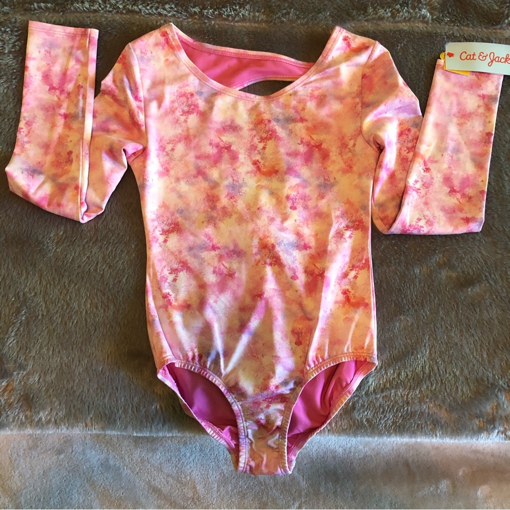 NWT Cat &Jack Girls Long Sleeve Wicking color Pink Size M(7/8)